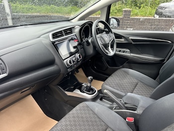 Used Honda Jazz 2016 for sale - 78552989: Photo