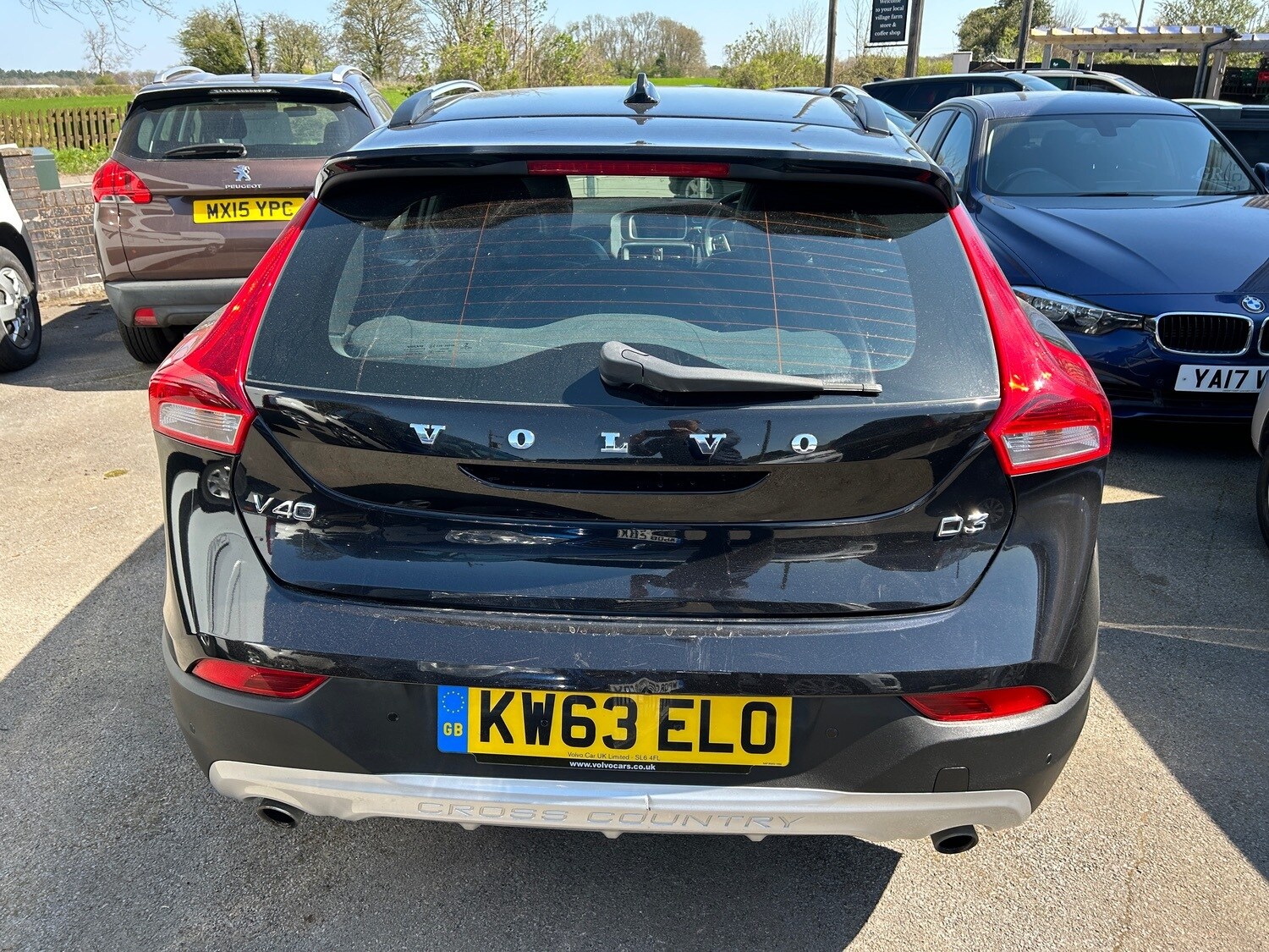 Used Volvo V40 2014 for sale - 76825796: Photo 10