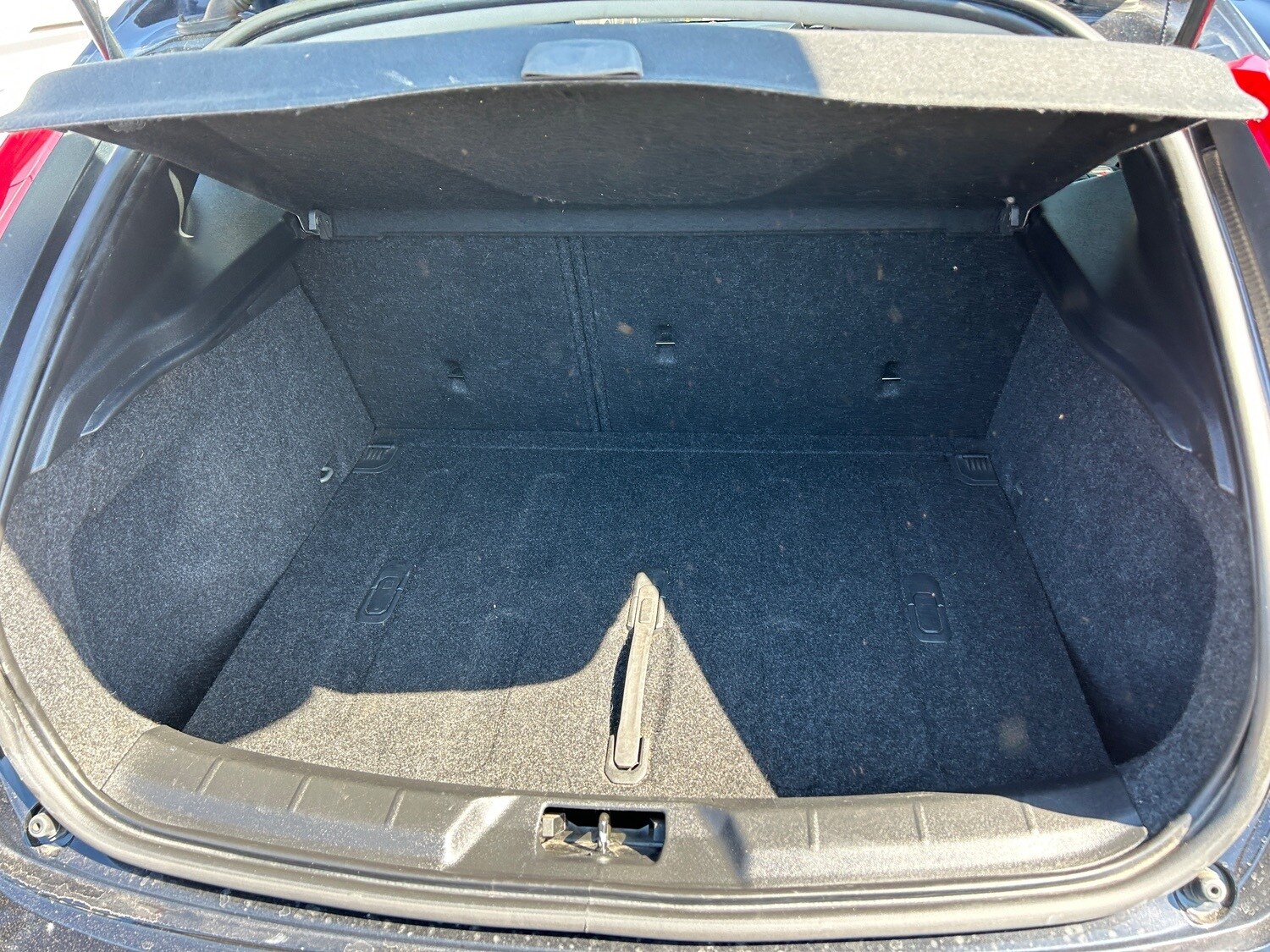 Used Volvo V40 2014 for sale - 76825796: Photo 15