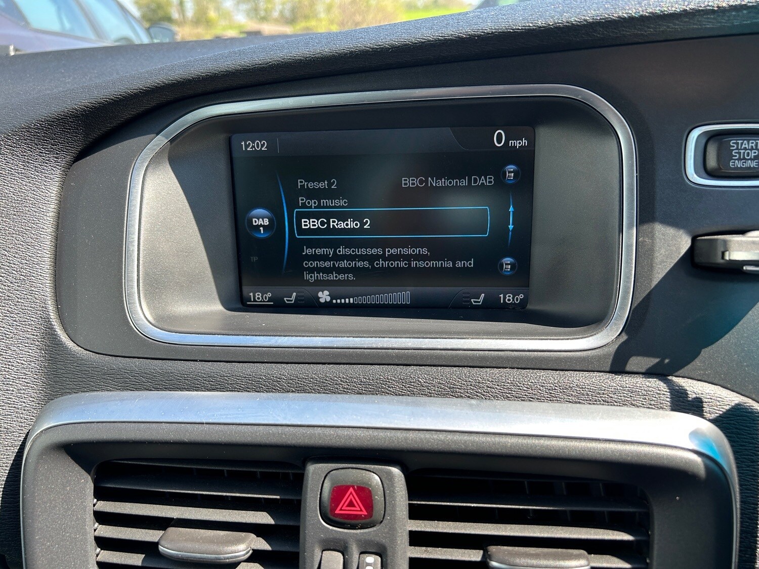 Used Volvo V40 2014 for sale - 76825796: Photo 5