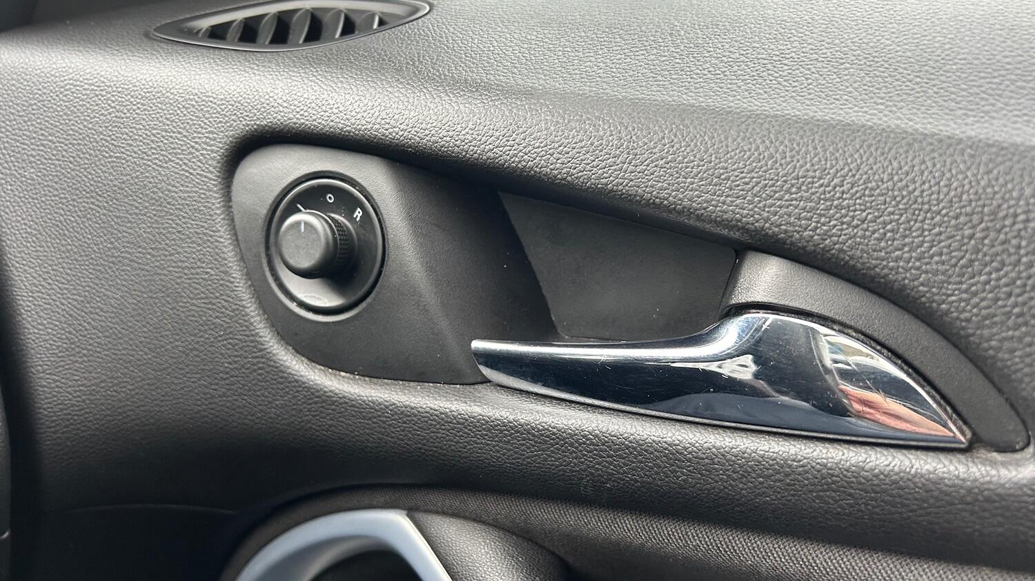 Used Vauxhall Zafira 2017 for sale - 77318305: Photo 20