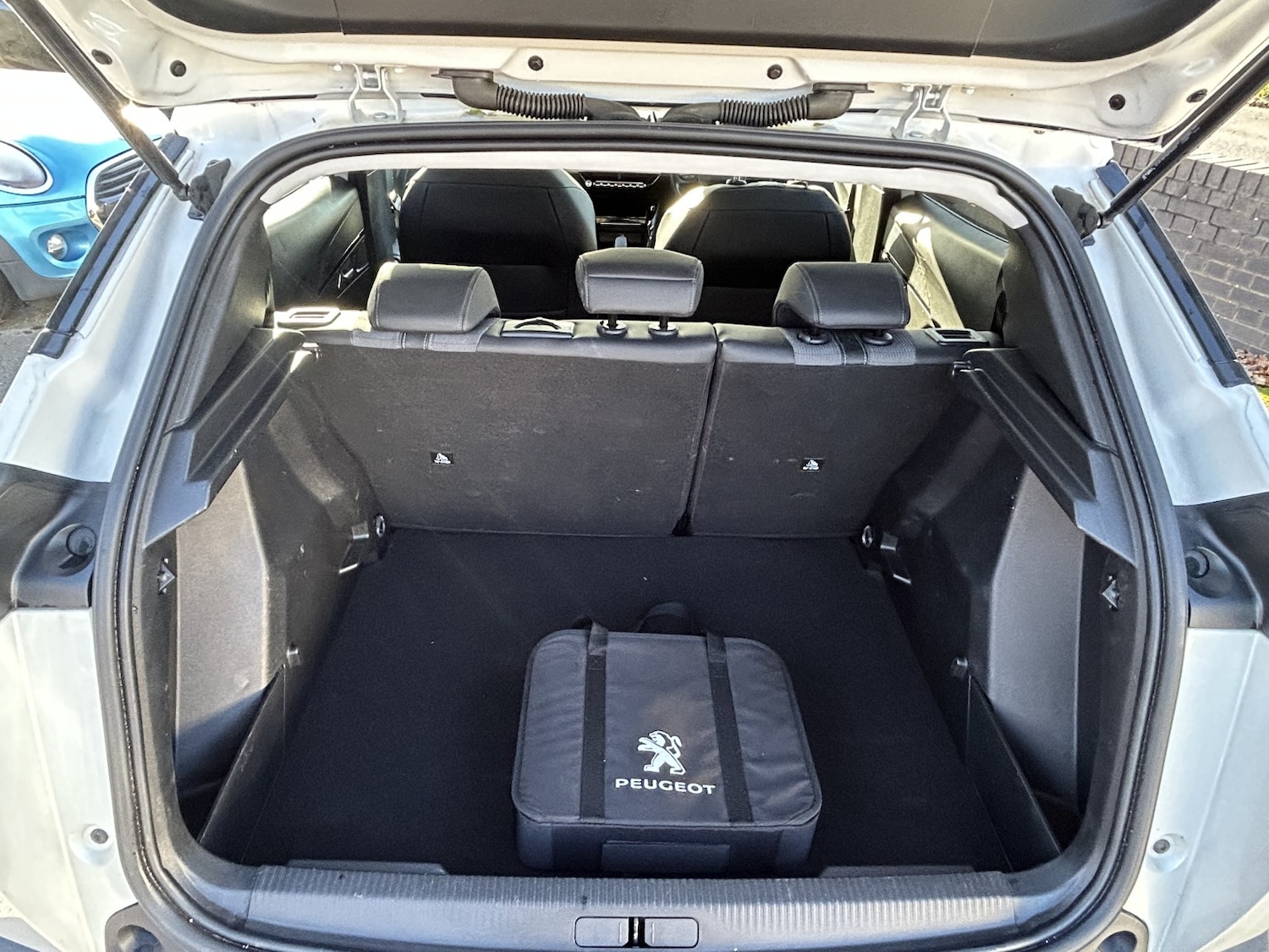 Used Peugeot 2008 2021 for sale - 76830354: Photo 14