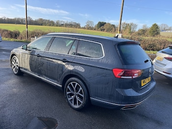 Used Volkswagen Passat 2021 for sale - 77385217: Photo