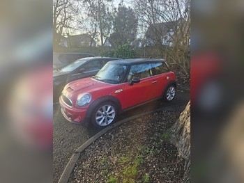 MINI Hatch feature image