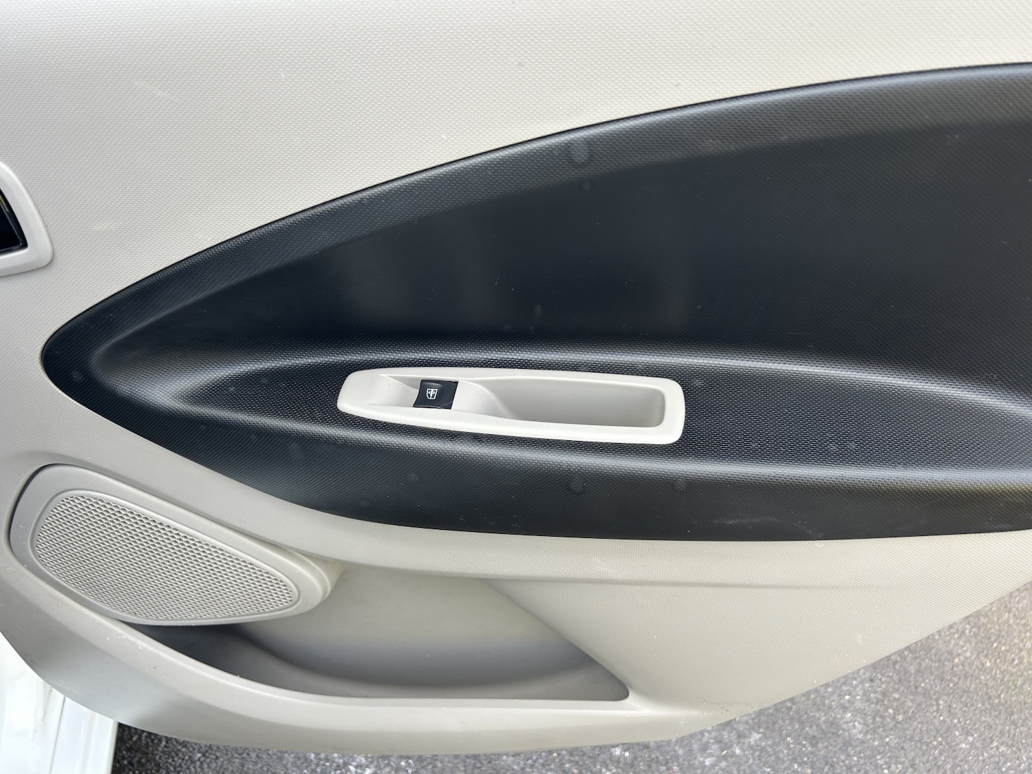 Used Renault Zoe 2016 for sale - 77694290: Photo 11