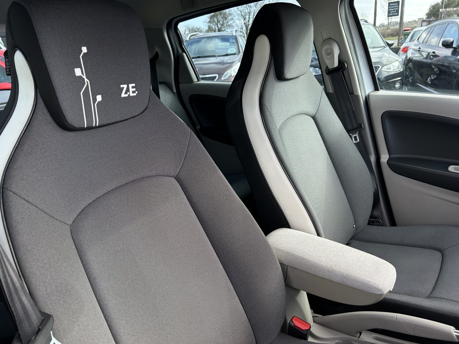 Used Renault Zoe 2016 for sale - 77694290: Photo 19