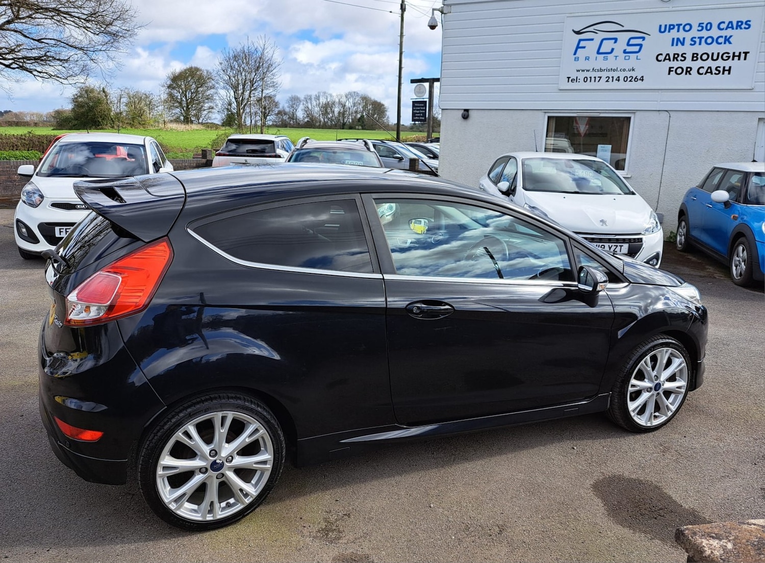 Used Ford Fiesta 2015 for sale - 78045573: Photo 2