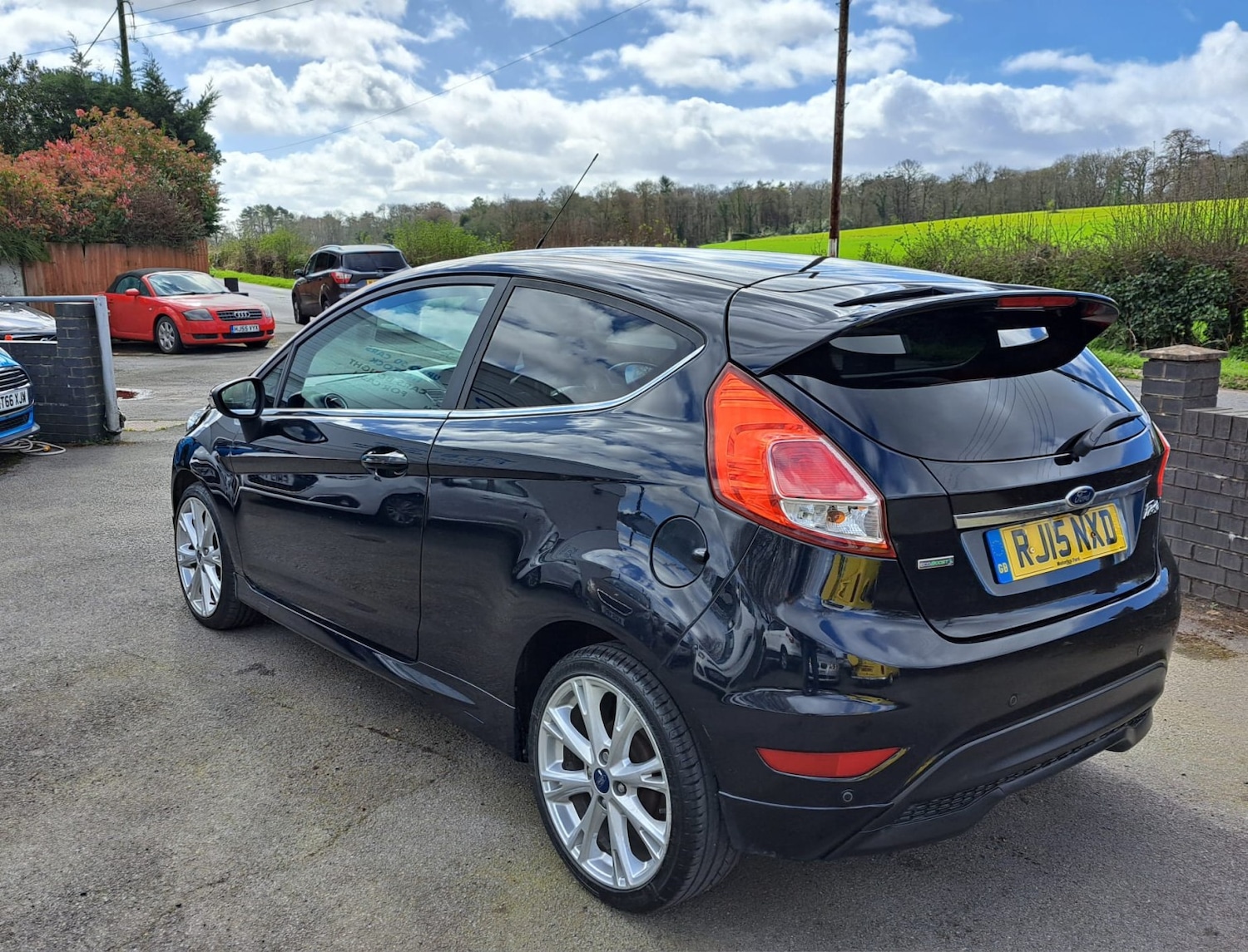 Used Ford Fiesta 2015 for sale - 78045573: Photo 9