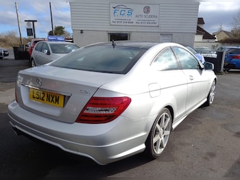 Used Mercedes-Benz C Class 2012 for sale - 76825795: Photo