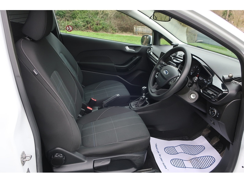 Used Ford Fiesta Van 2019 for sale - 77384857: Photo 18