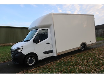 Renault Master feature image