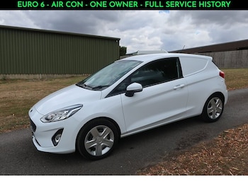Used Ford Fiesta Van 2020 for sale - 75009414: Photo
