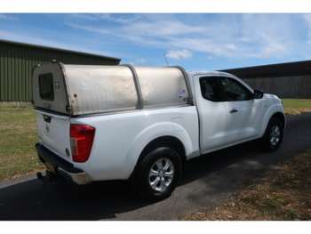 Used Nissan Navara 2017 for sale - 75075368: Photo