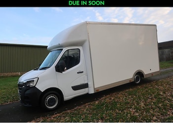 Renault Master feature image