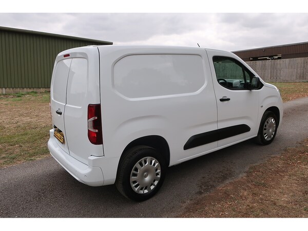 Used Vauxhall Combo 2022 for sale - 75662398: Photo 2