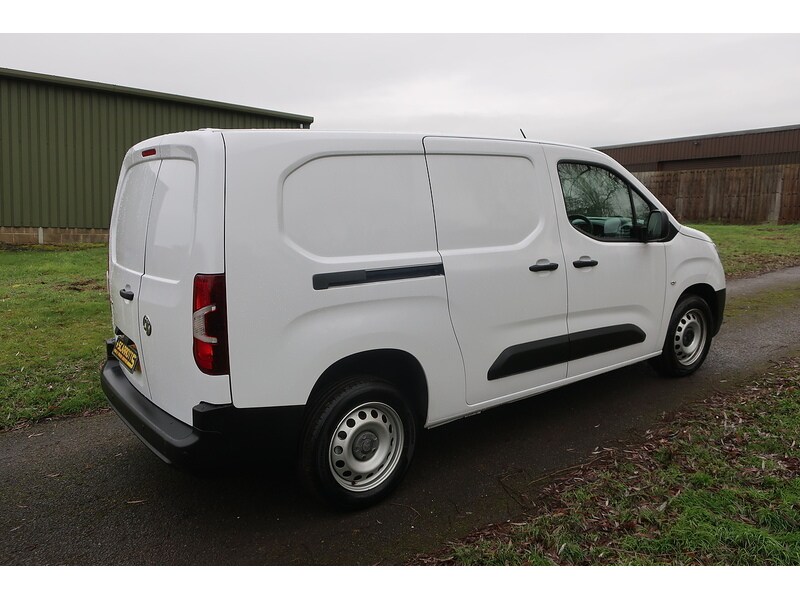 Used Vauxhall Combo 2024 for sale - 77153943: Photo 2