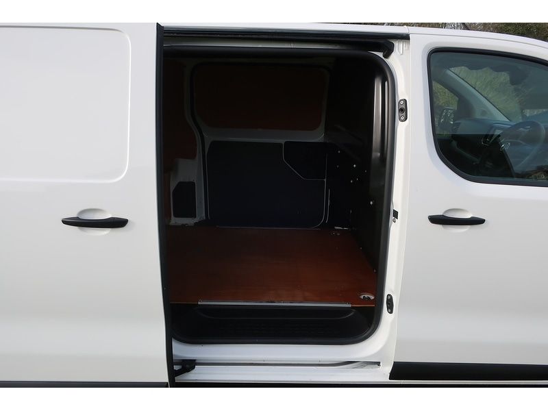 Used Vauxhall Vivaro for sale - 77572425: Photo 18