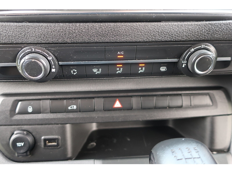 Used Vauxhall Vivaro for sale - 77572425: Photo 23