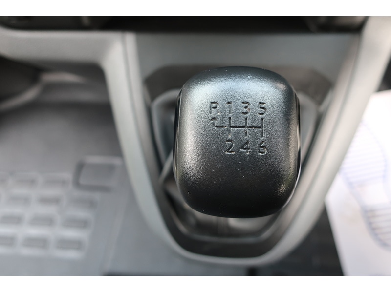 Used Vauxhall Vivaro for sale - 77572425: Photo 24