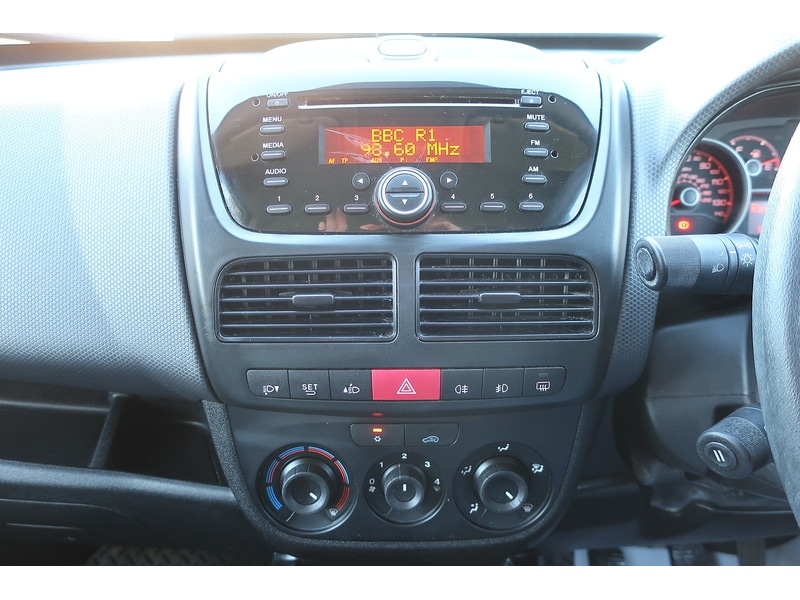 Used Fiat Doblo 2019 for sale - 76386823: Photo 24