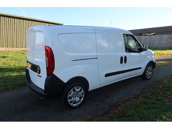 Used Fiat Doblo 2019 for sale - 76386823: Photo