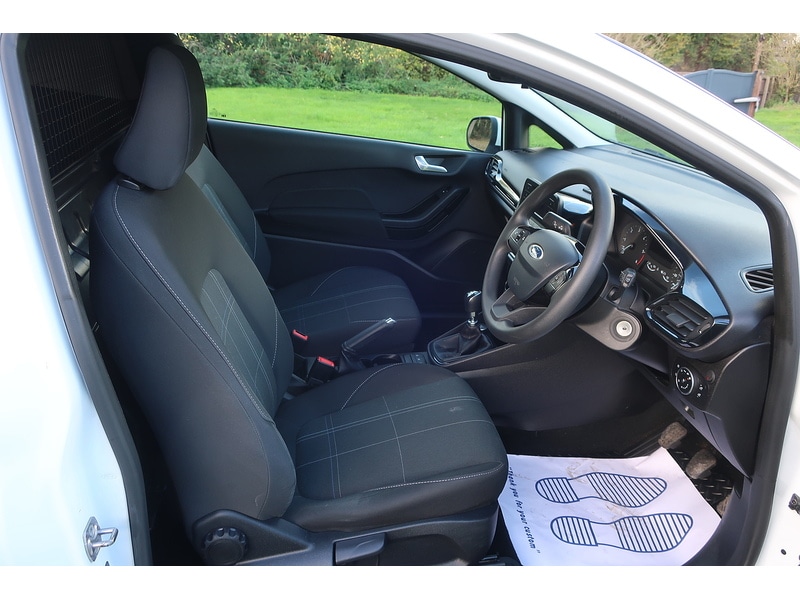Used Ford Fiesta Van 2019 for sale - 76287987: Photo 17