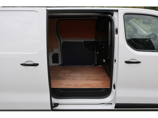 Used Toyota ProAce 2024 for sale - 75662418: Photo 17