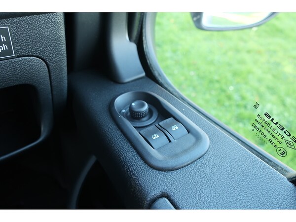 Used Vauxhall Movano 2019 for sale - 72766241: Photo 32