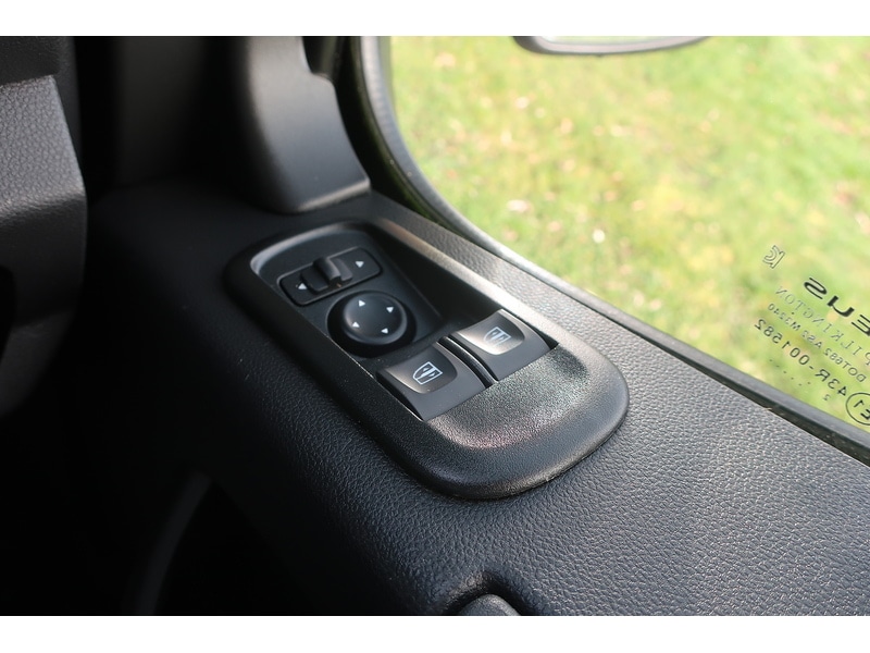 Used Nissan Interstar 2023 for sale - 77765999: Photo 25