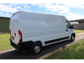 Used Peugeot Boxer 2023 for sale - 77609569: Photo