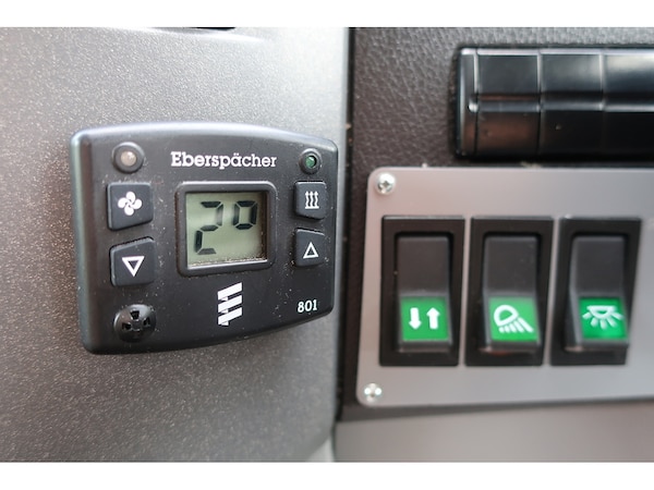 Used Mercedes-Benz Sprinter 2018 for sale - 74638014: Photo 35
