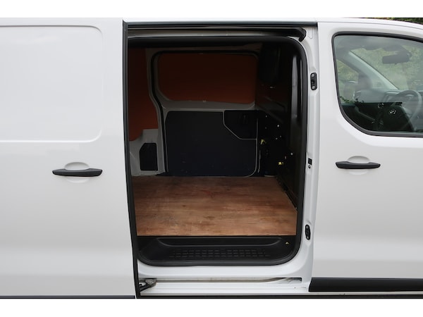Used Toyota ProAce 2023 for sale - 75662414: Photo 17