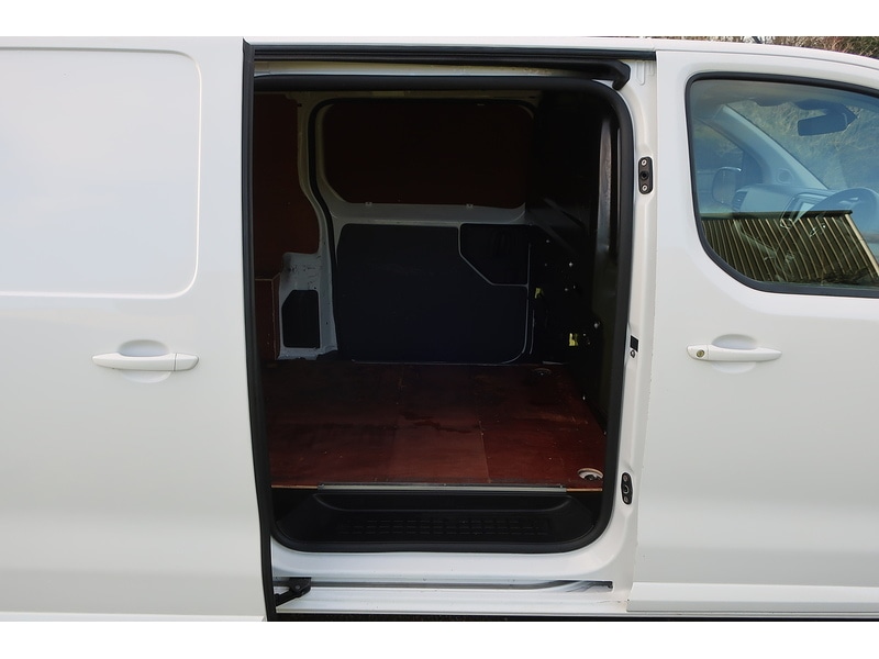 Used Vauxhall Vivaro 2021 for sale - 77129154: Photo 17