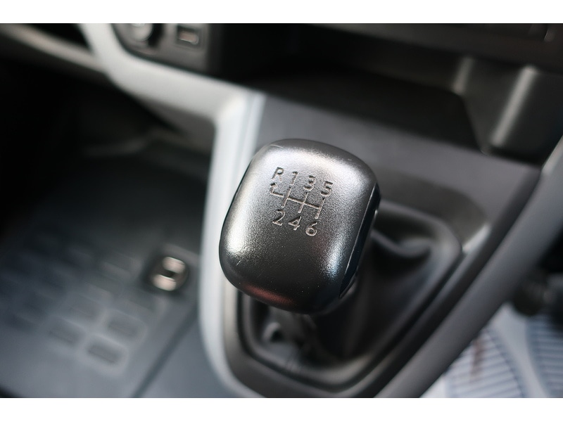 Used Vauxhall Vivaro 2021 for sale - 77129154: Photo 25