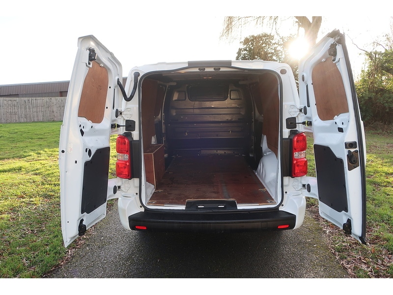 Used Vauxhall Vivaro 2021 for sale - 77129154: Photo 8