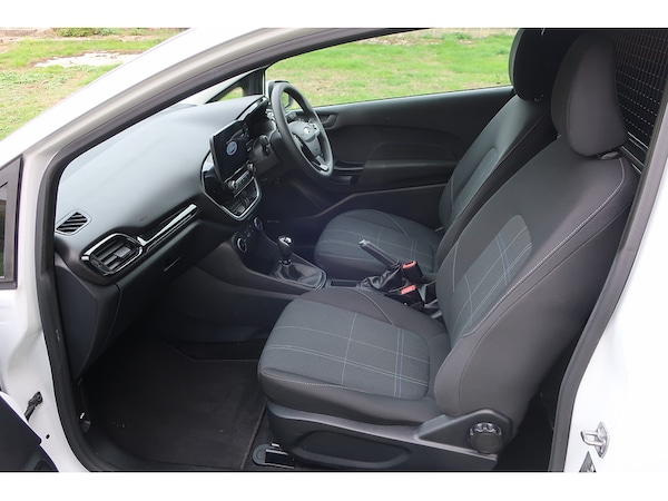 Used Ford Fiesta Van 2020 for sale - 76163715: Photo 13