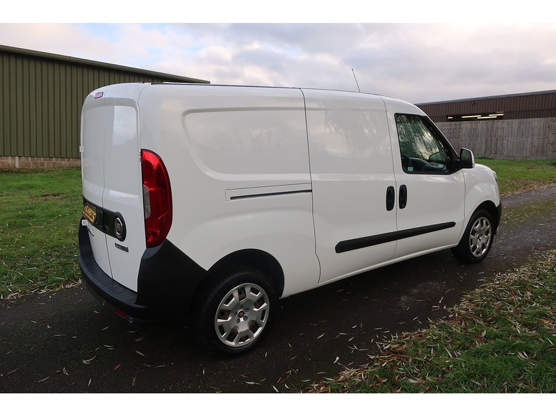 Used Fiat Doblo 2019 for sale - 76386827: Photo 2