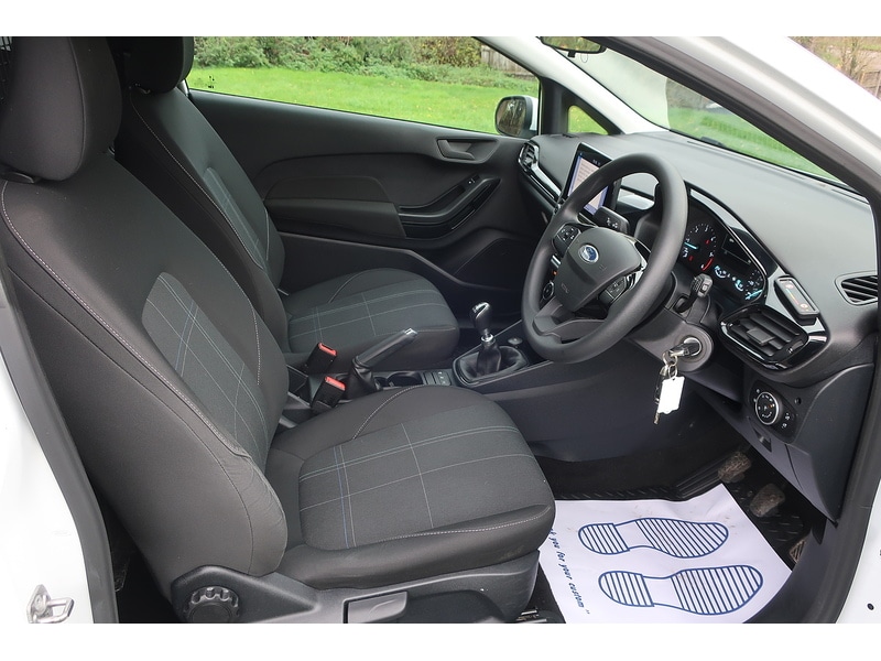 Used Ford Fiesta Van 2020 for sale - 76280524: Photo 16