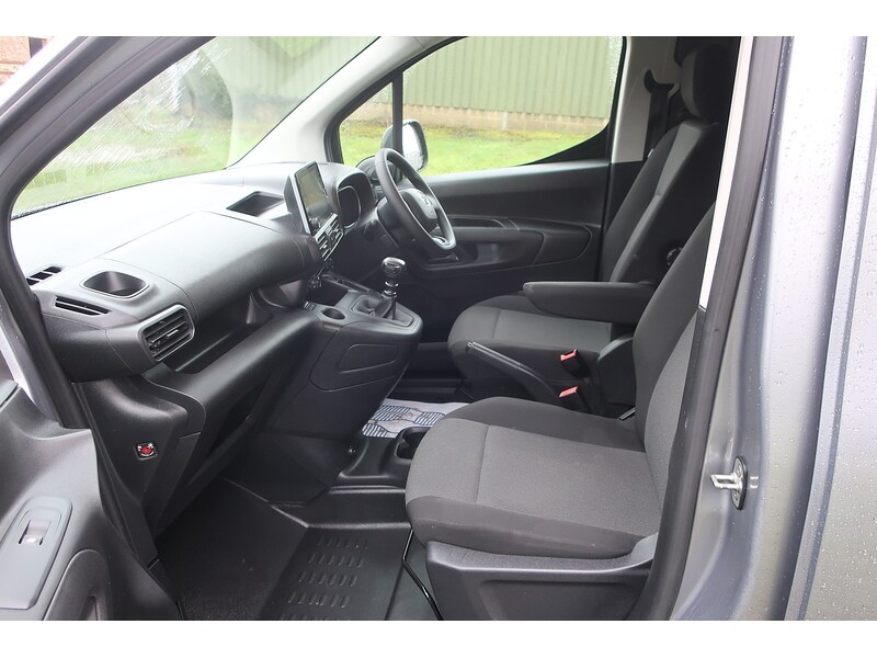 Used Toyota ProAce 2023 for sale - 77153942: Photo 15