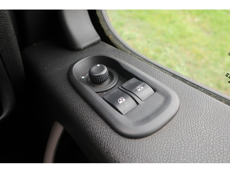 Used Vauxhall Movano 2018 for sale - 76210976: Photo 30