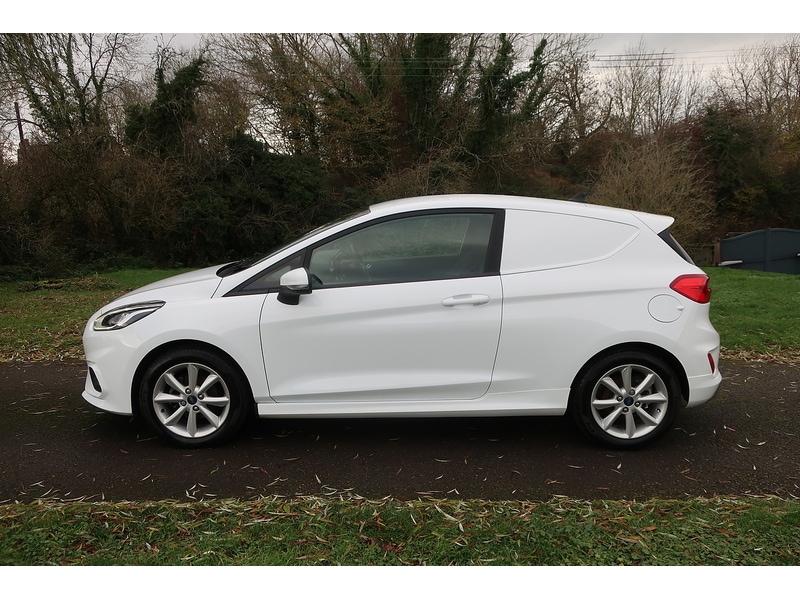 Used Ford Fiesta Van 2019 for sale - 76555136: Photo 13