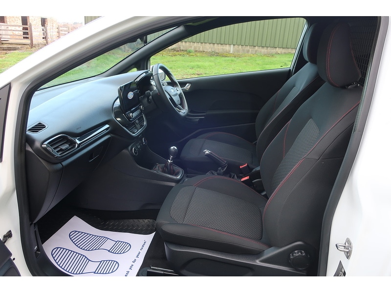 Used Ford Fiesta Van 2019 for sale - 76555136: Photo 14