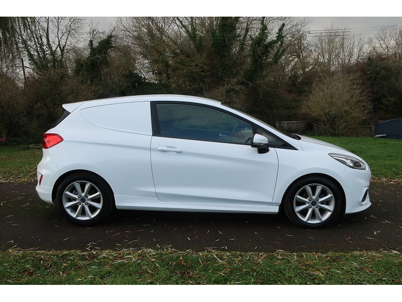Used Ford Fiesta Van 2019 for sale - 76555136: Photo 17