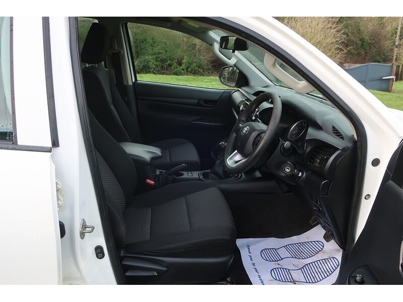 Used Toyota Hilux 2020 for sale - 77153939: Photo 17