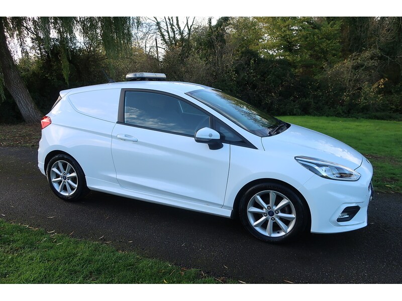 Used Ford Fiesta 2019 for sale - 76368286: Photo 4