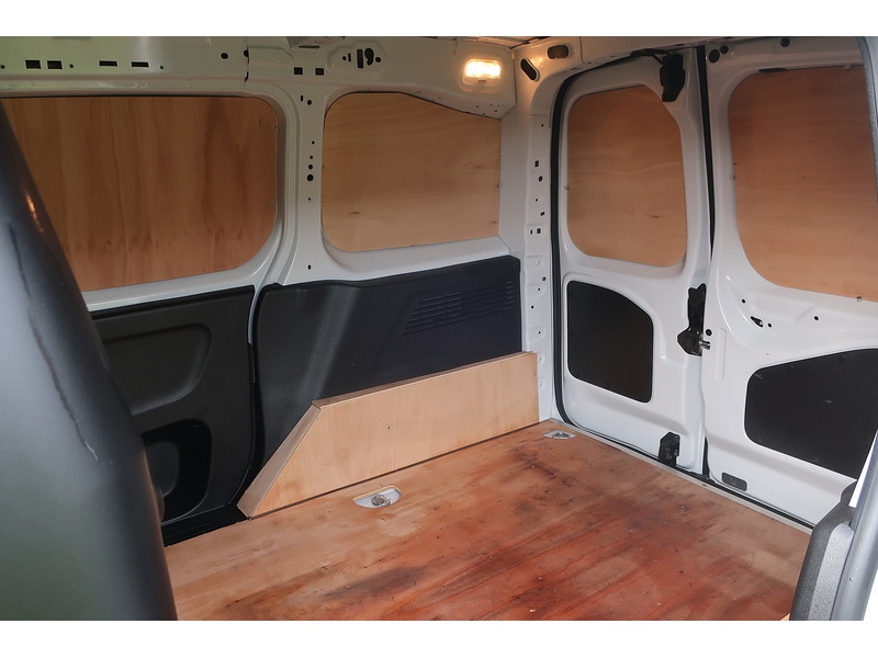 Used Peugeot Partner 2024 for sale - 77572427: Photo 14