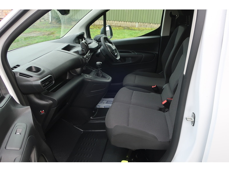 Used Peugeot Partner 2024 for sale - 77572427: Photo 15