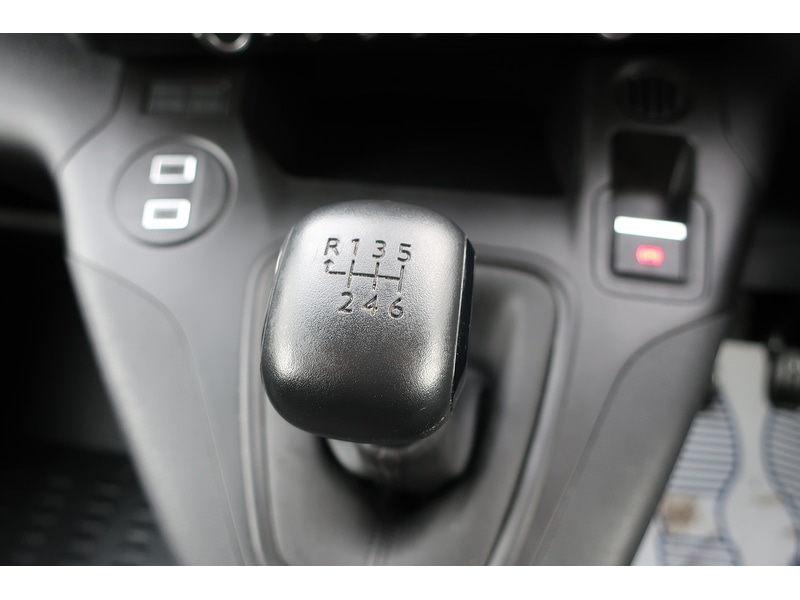 Used Peugeot Partner 2024 for sale - 77572427: Photo 25