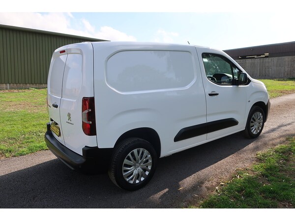 Used Peugeot Partner 2022 for sale - 75924257: Photo 2