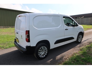 Used Peugeot Partner 2022 for sale - 75924257: Photo 2